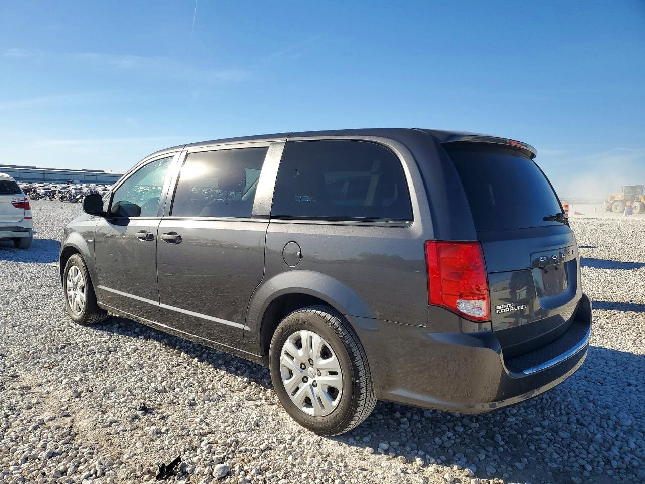 2019 Dodge Grand Caravan Se - zdjęcie 2
