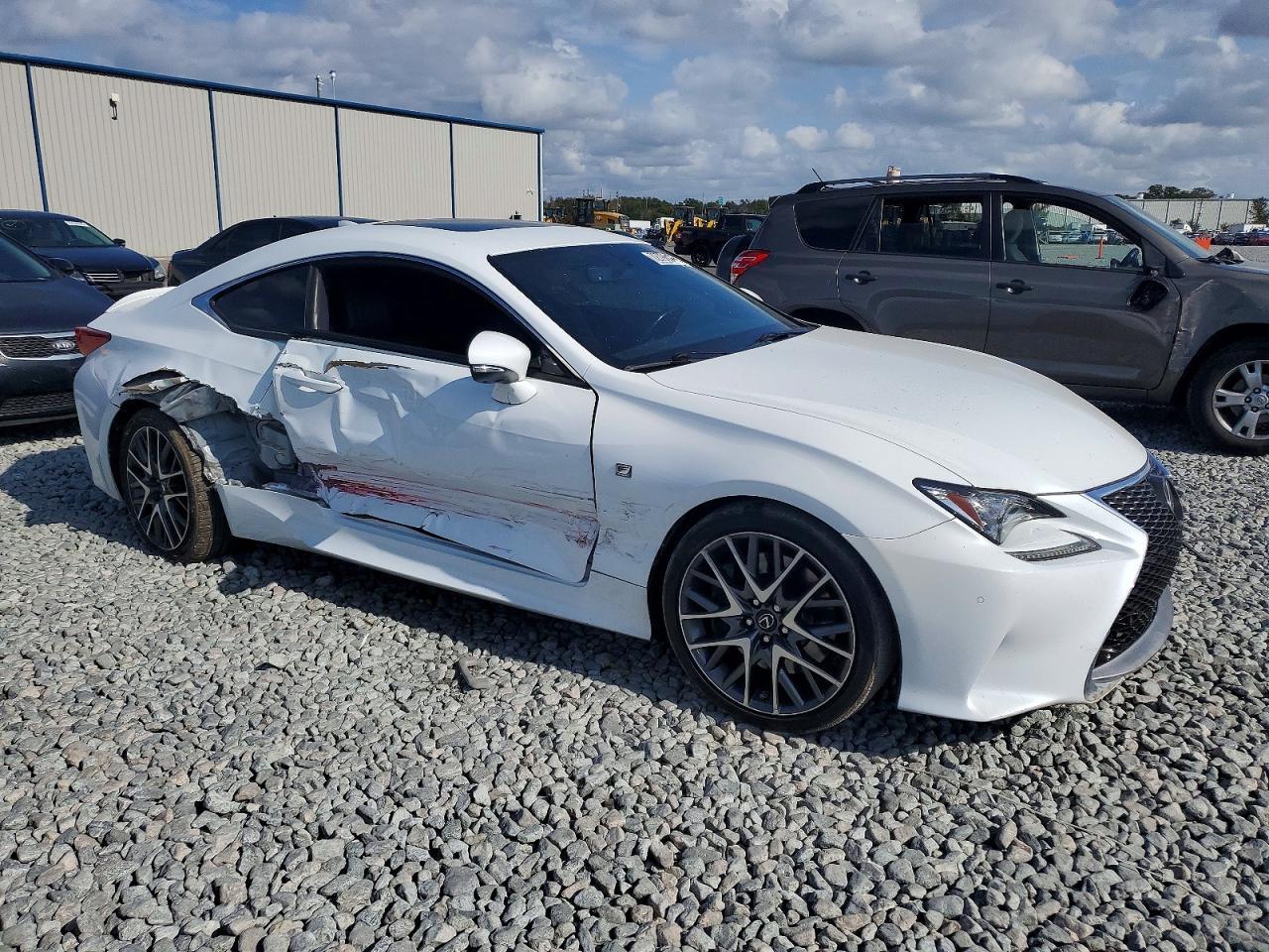 2017 Lexus Rc 200T - zdjęcie 4