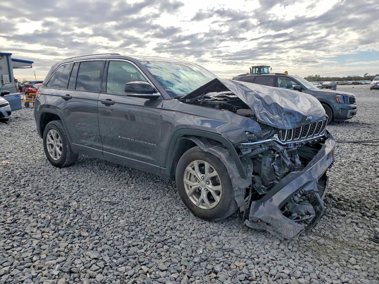2023 Jeep Grand Cherokee Limited - zdjęcie 4