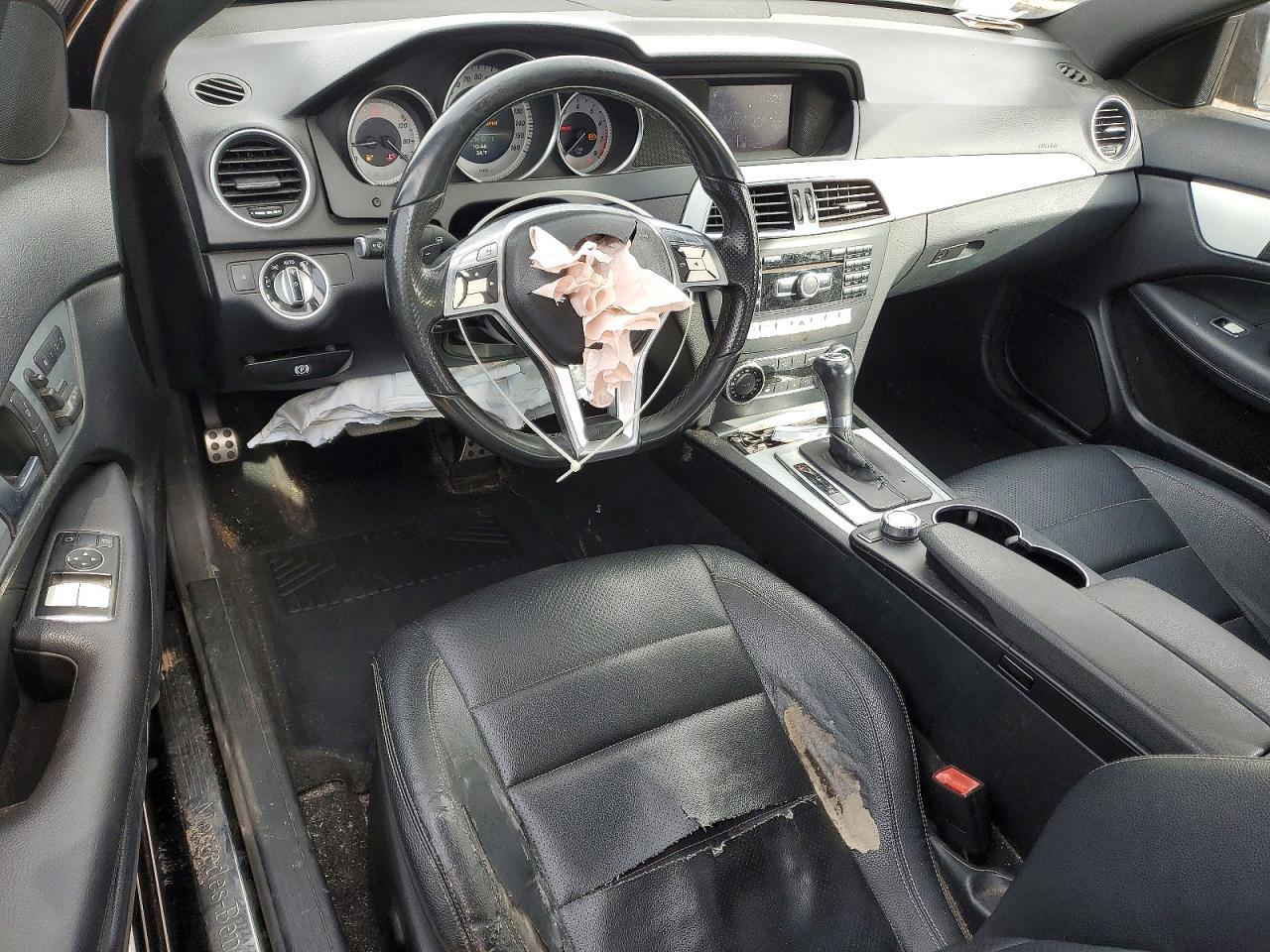 2015 Mercedes-Benz C 250 - zdjęcie 8