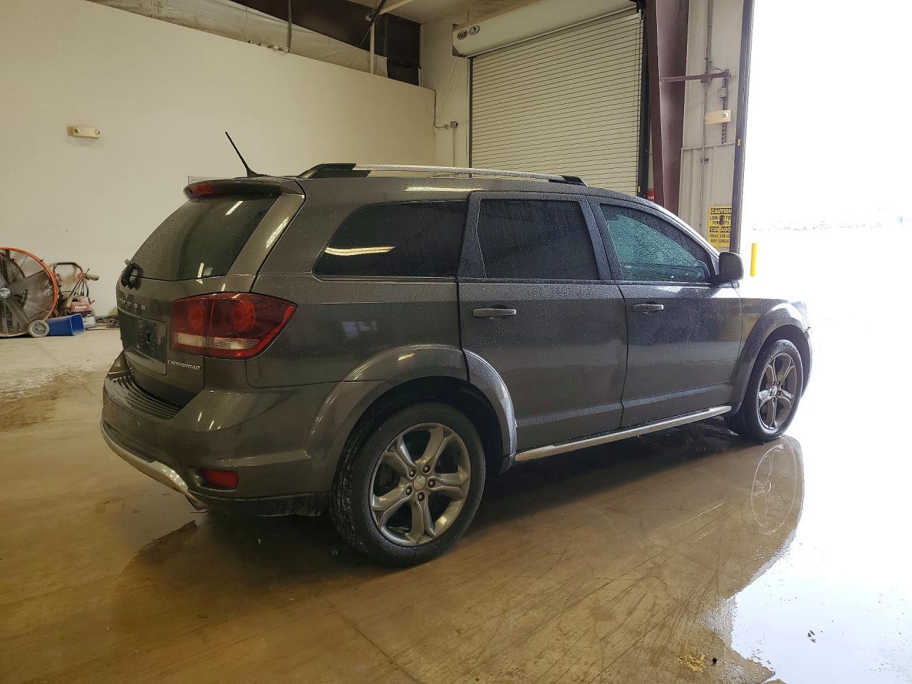 2017 Dodge Journey Crossroad - zdjęcie 3