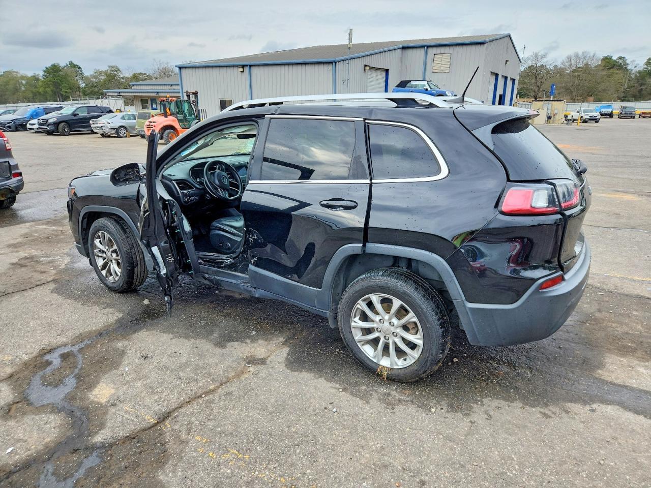 2019 Jeep Cherokee Latitude Plus - zdjęcie 2