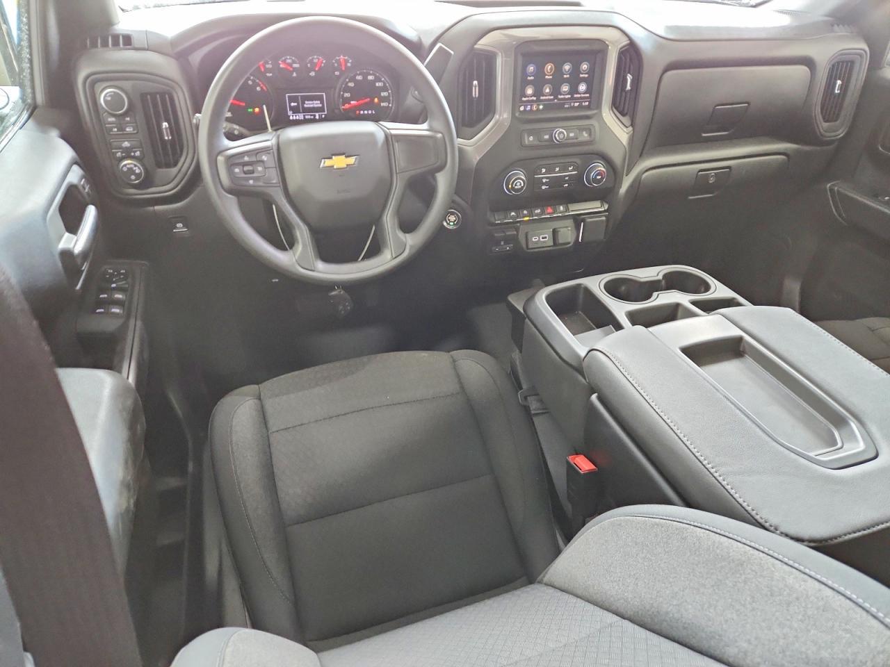 2026 Chevrolet Silverado K1500 Custom - zdjęcie 8