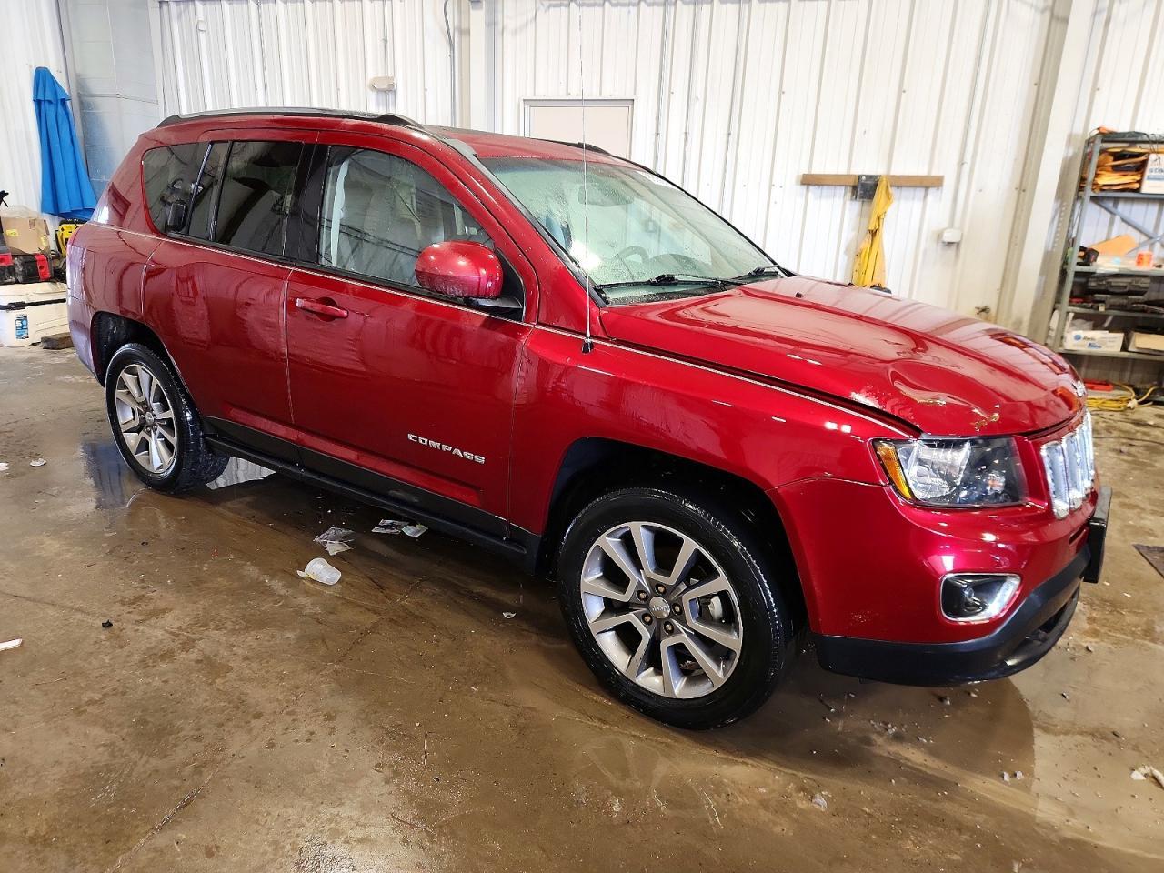 2016 Jeep Compass Latitude - zdjęcie 4