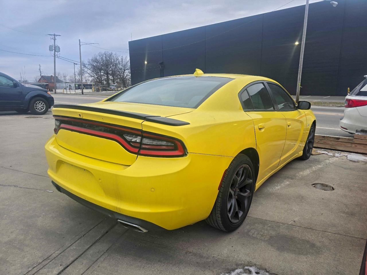 2018 Dodge Charger R/T - zdjęcie 4