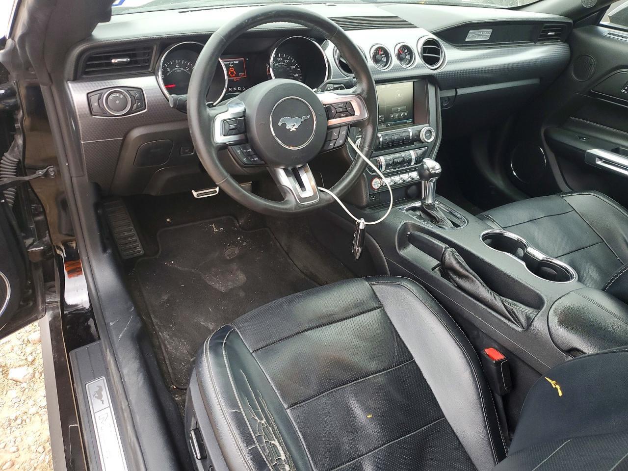 2015 Ford Mustang - zdjęcie 8