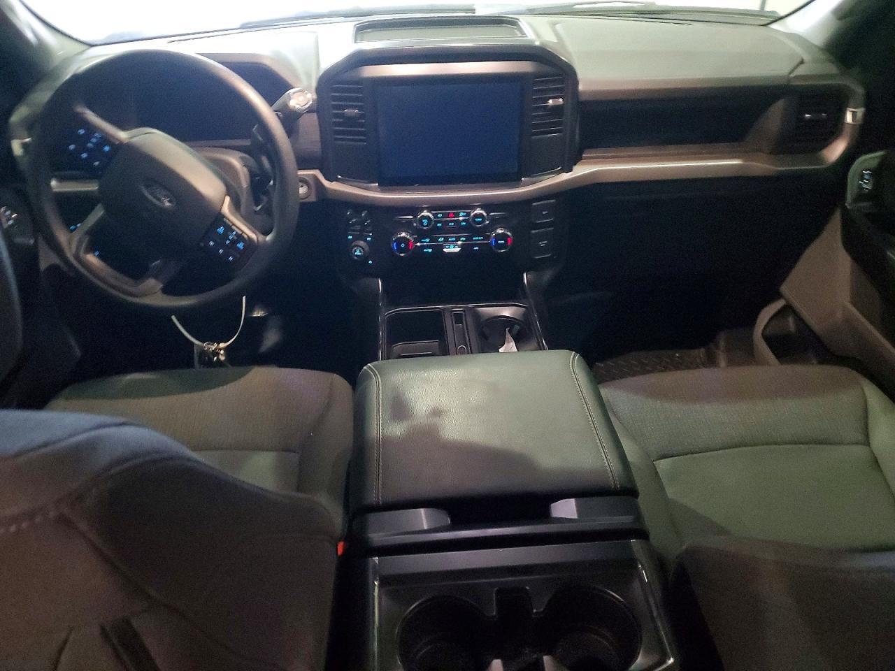 2025 Ford F150 Xl - zdjęcie 8