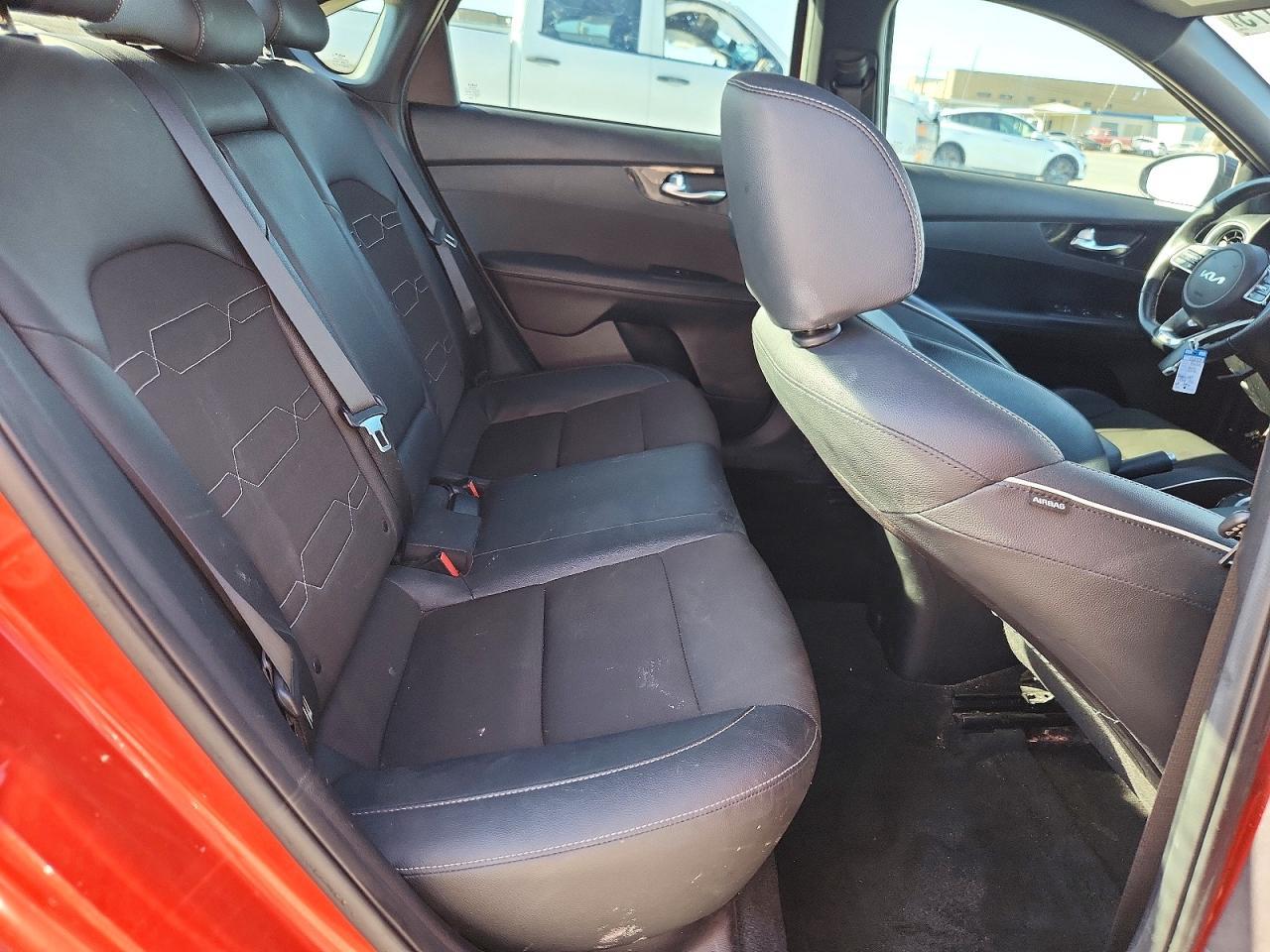 2022 Kia Forte Gt Line - zdjęcie 10