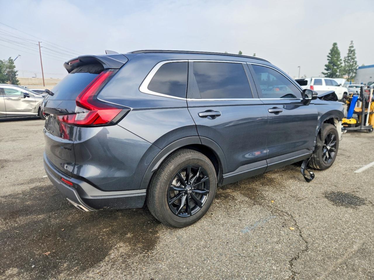 2025 Honda Cr-V Sport-L - zdjęcie 3