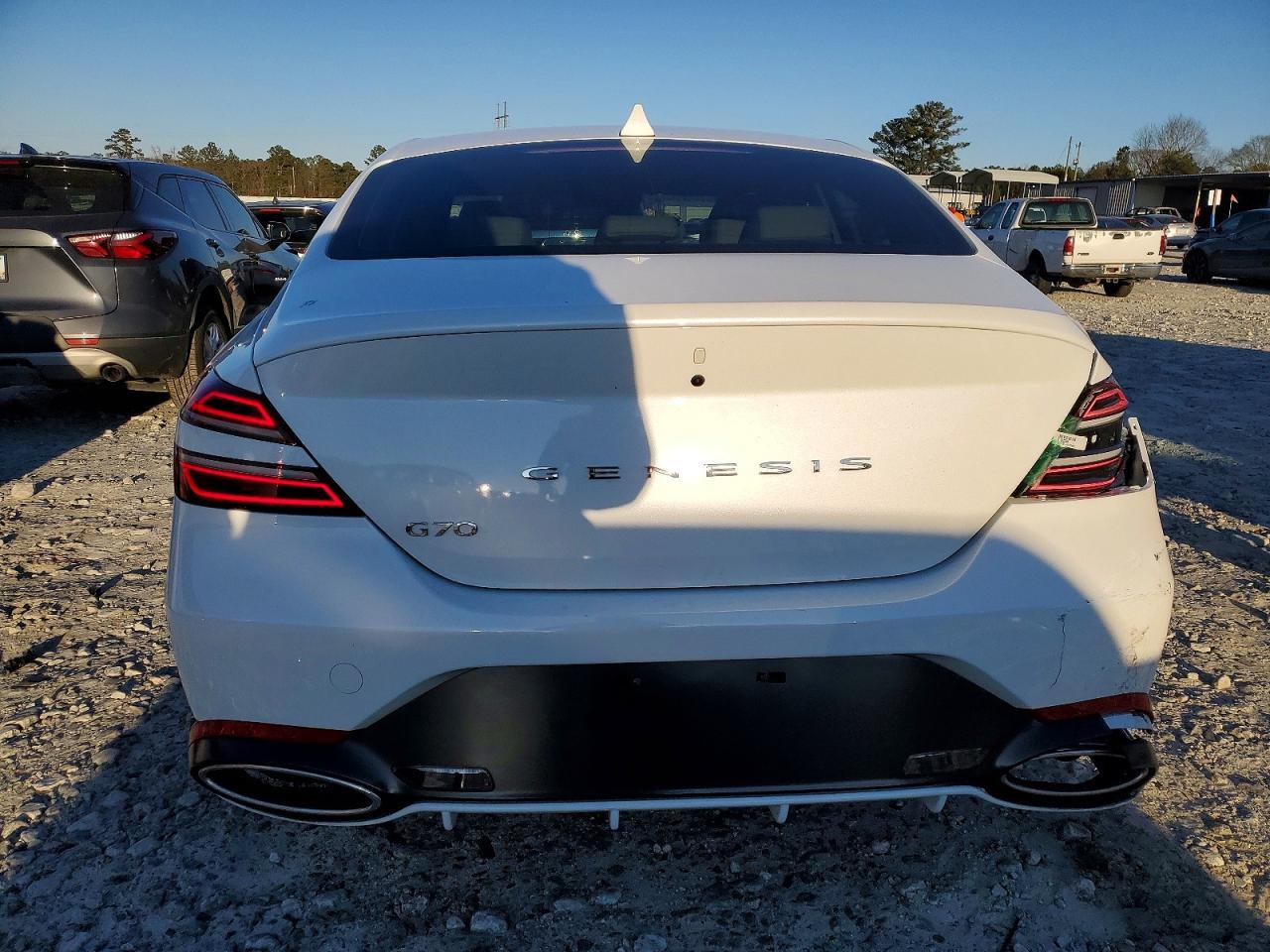 2025 Genesis G70 Base - zdjęcie 6