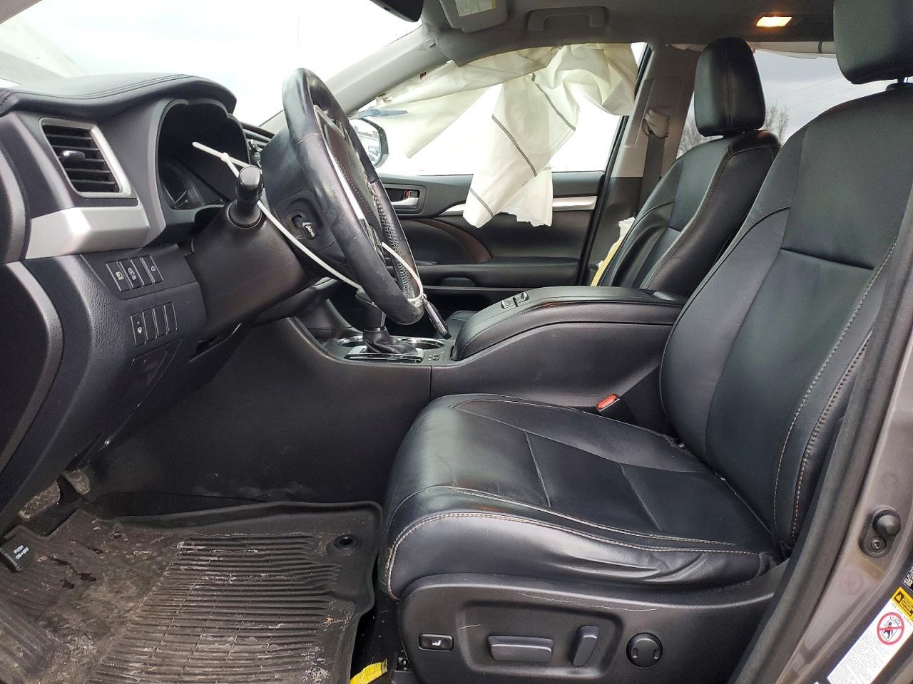 2017 Toyota Highlander Se - zdjęcie 7