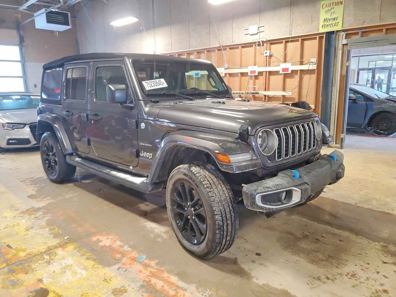 2024 Jeep Wrangler Sahara 4Xe - zdjęcie 4