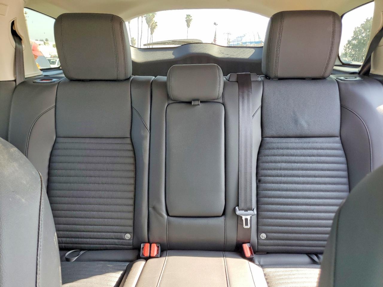 2025 Land Rover Discovery Sport S - zdjęcie 10