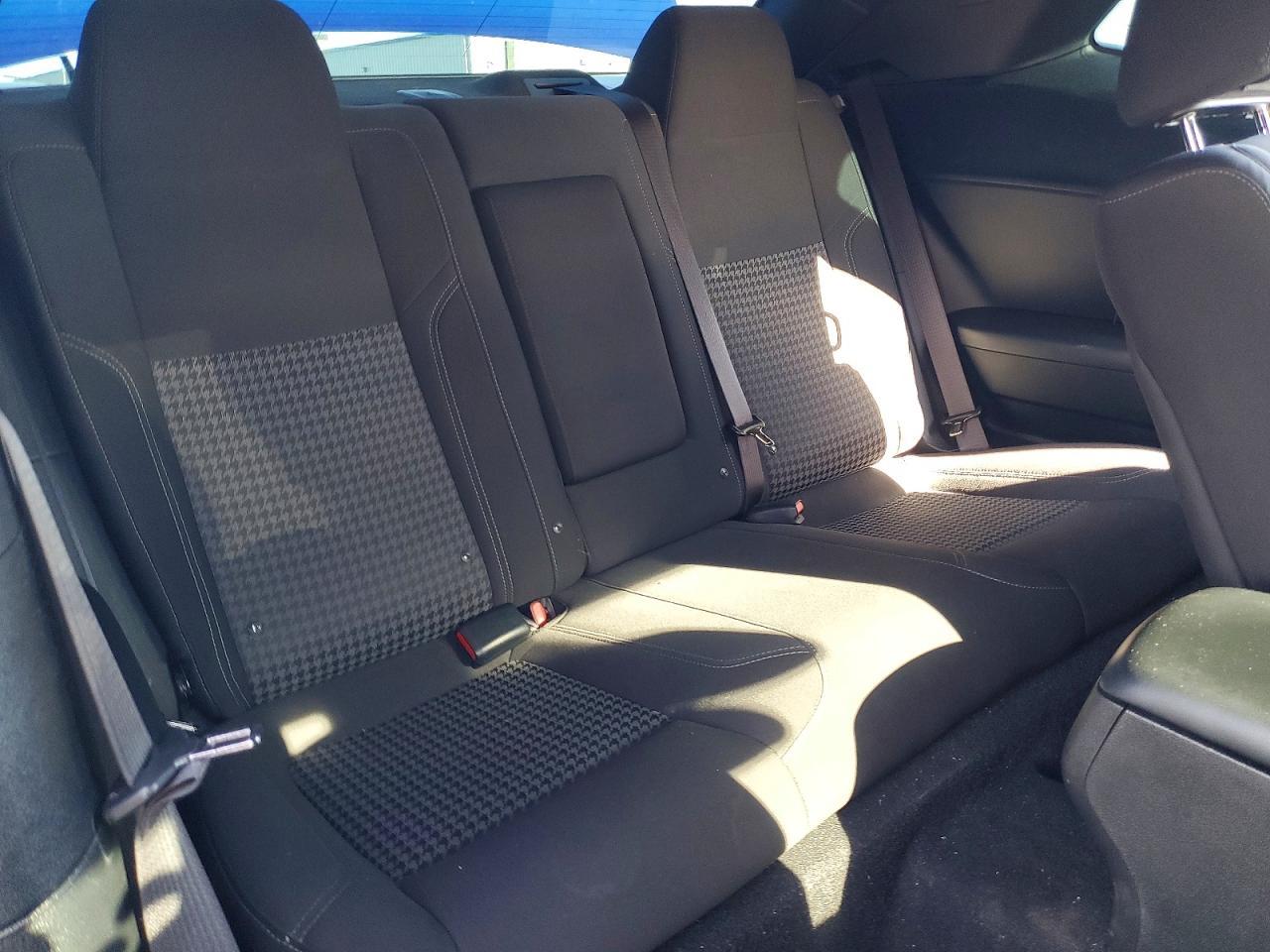 2022 Dodge Challenger Sxt - zdjęcie 10