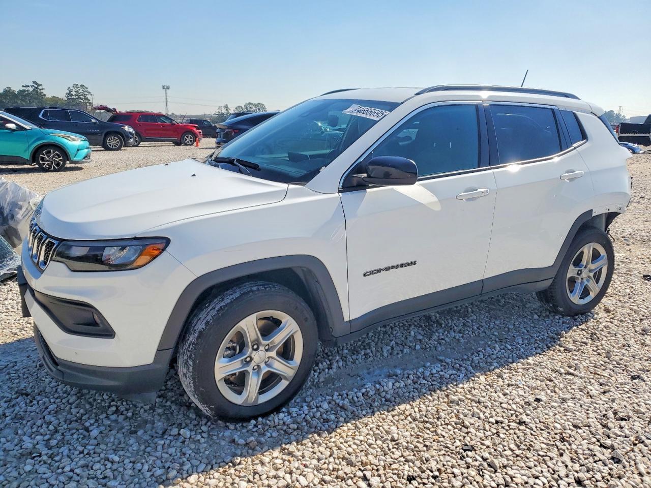 2023 Jeep Compass Latitude - zdjęcie główne