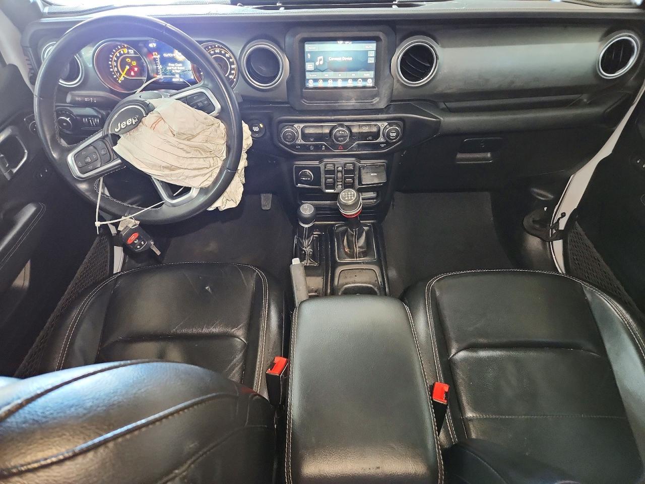 2021 Jeep Wrangler Unlimited Sahara - zdjęcie 8