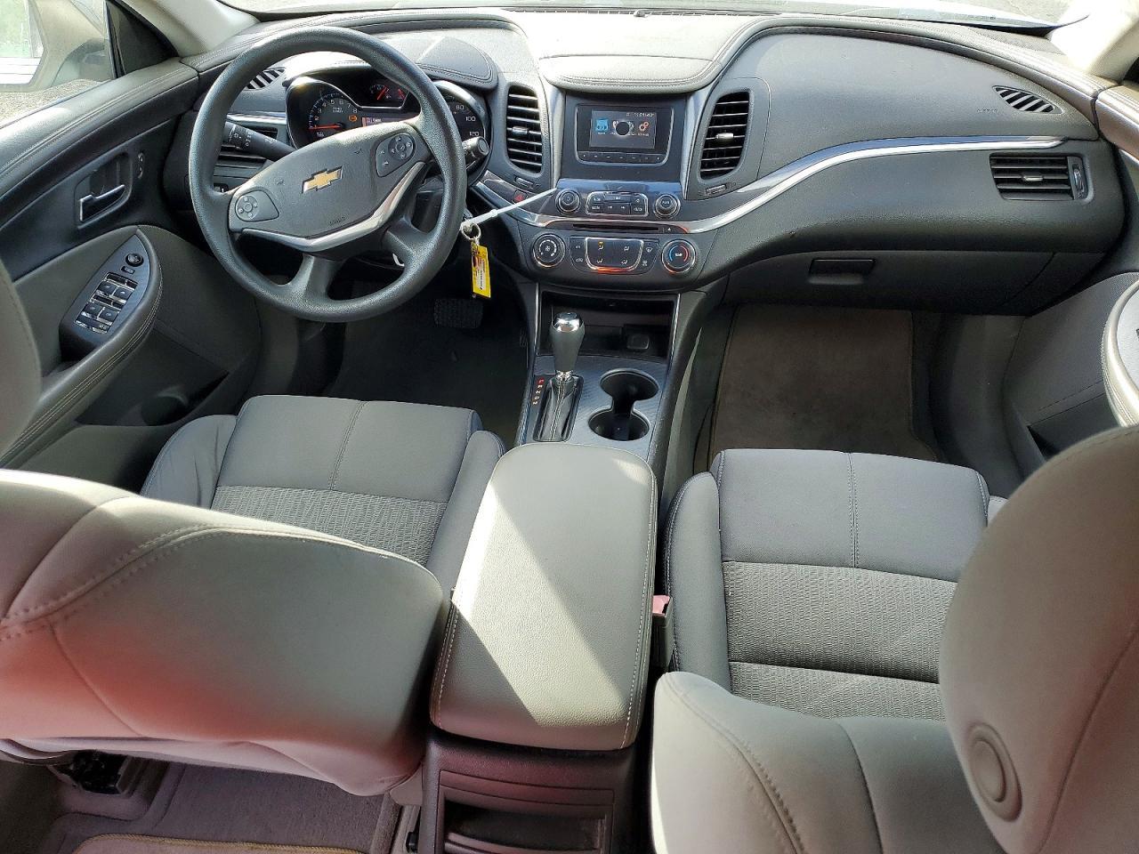 2015 Chevrolet Impala Ls - zdjęcie 8