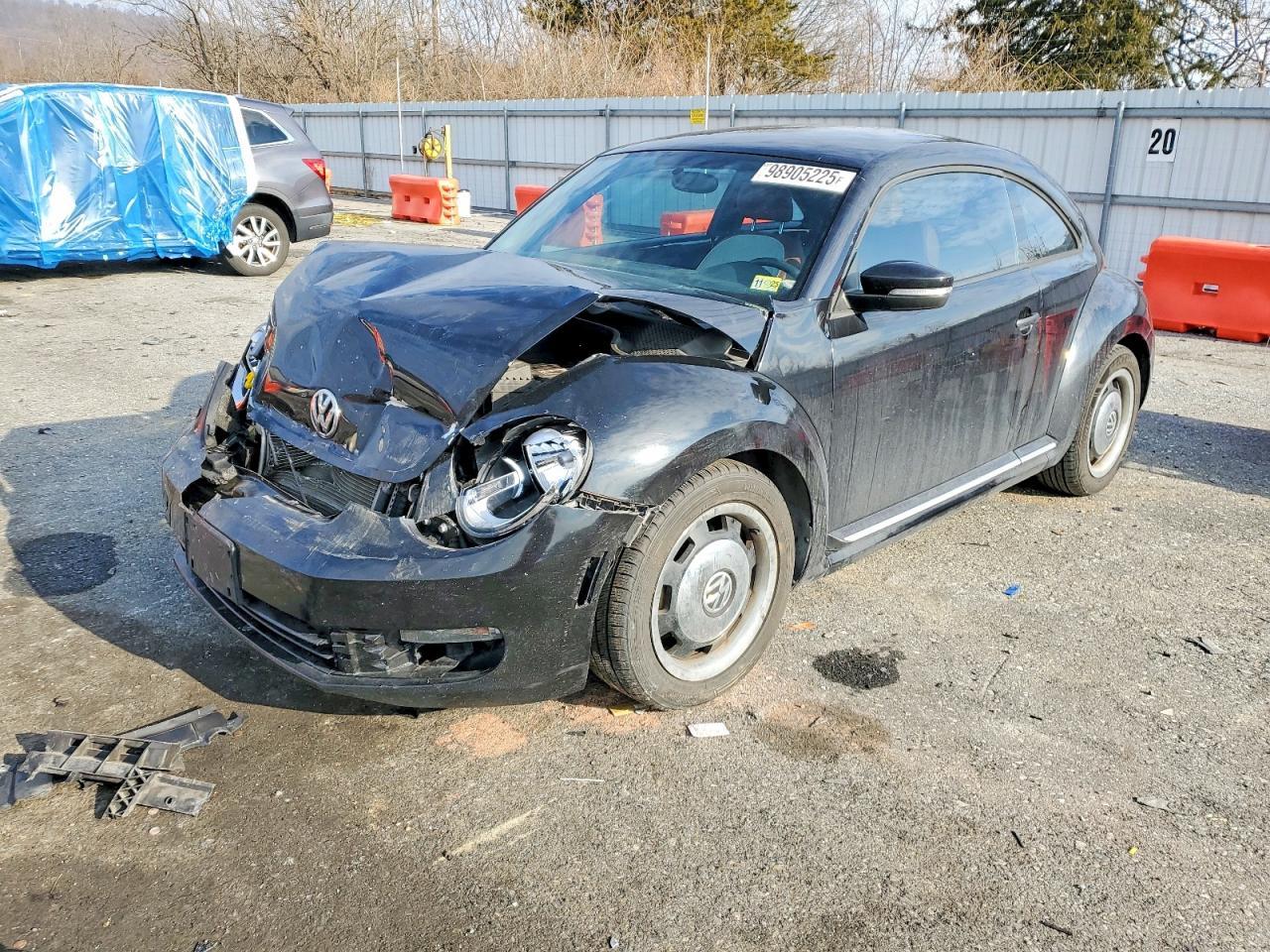 2016 Volkswagen Beetle 1.8T - zdjęcie główne