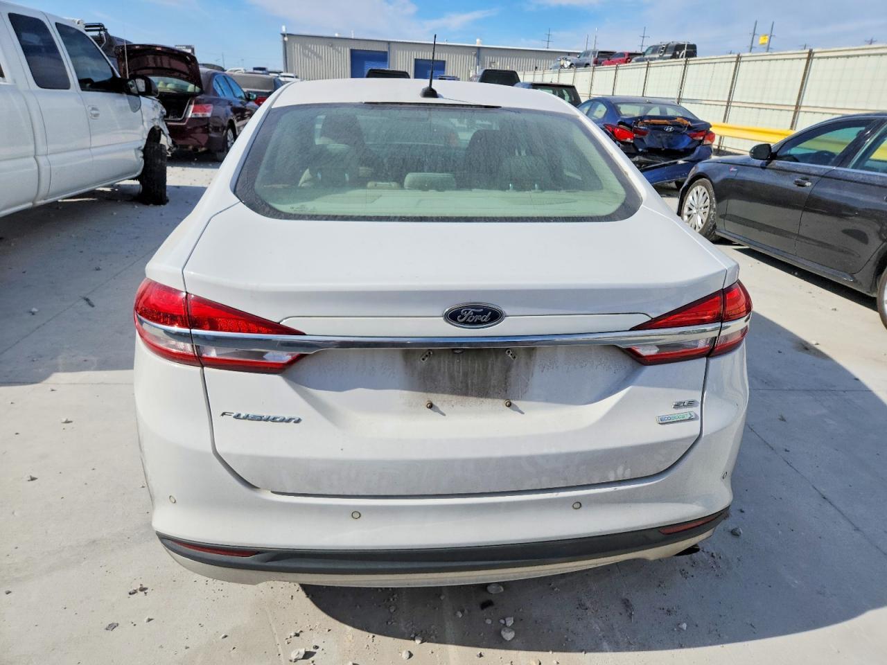 2017 Ford Fusion - zdjęcie 6