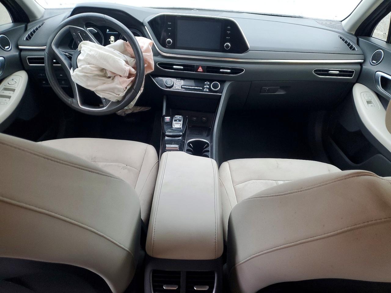 2022 Hyundai Sonata Hybrid - zdjęcie 8