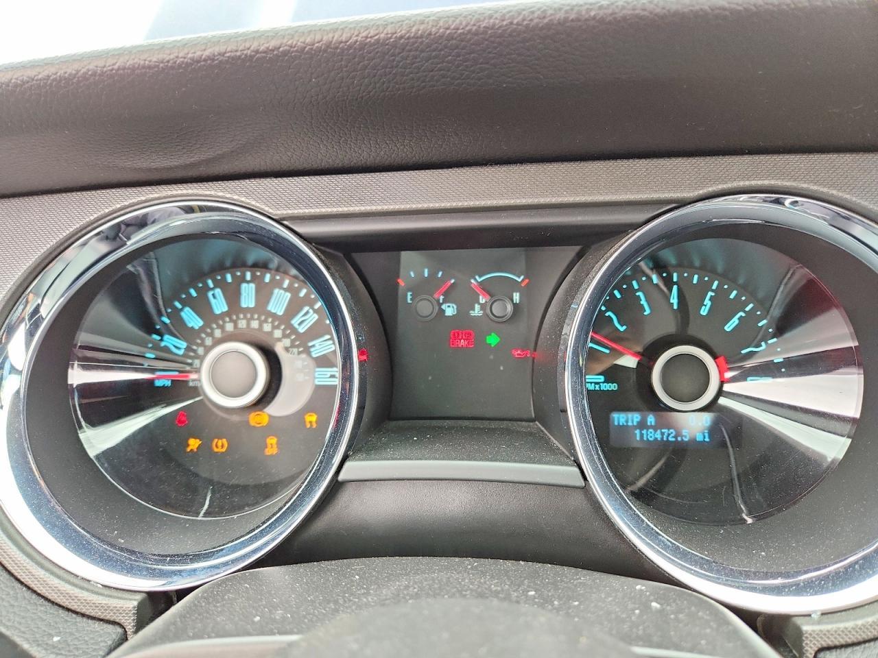 2014 Ford Mustang - zdjęcie 9