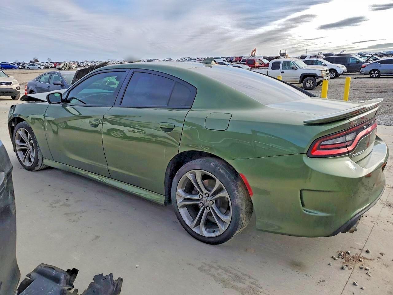 2020 Dodge Charger Gt - zdjęcie 2