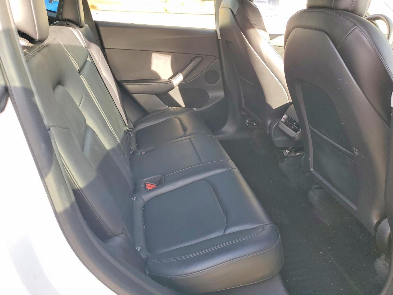 2022 Tesla Model Y - zdjęcie 10