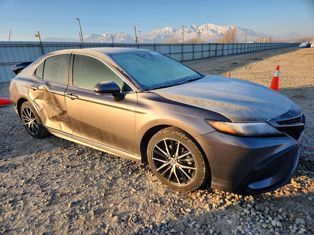 2024 Toyota Camry Se - zdjęcie 4