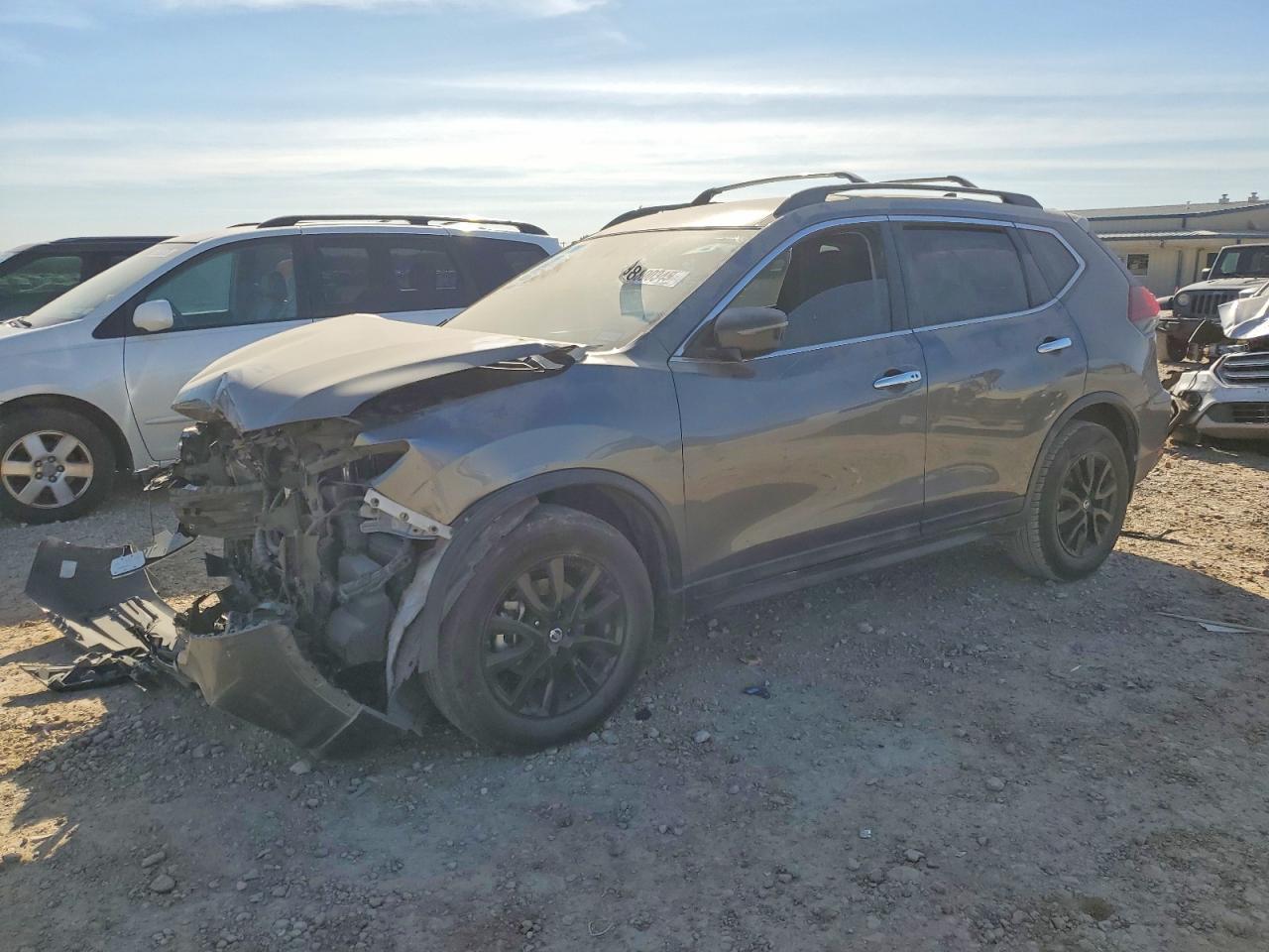 2018 Niss Rogue Sv - zdjęcie główne