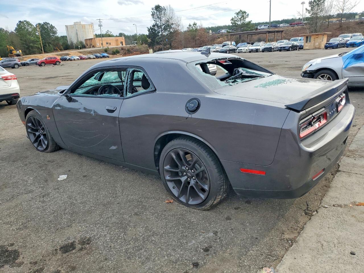 2021 Dodge Challenger R/T Scat Pack - zdjęcie 2