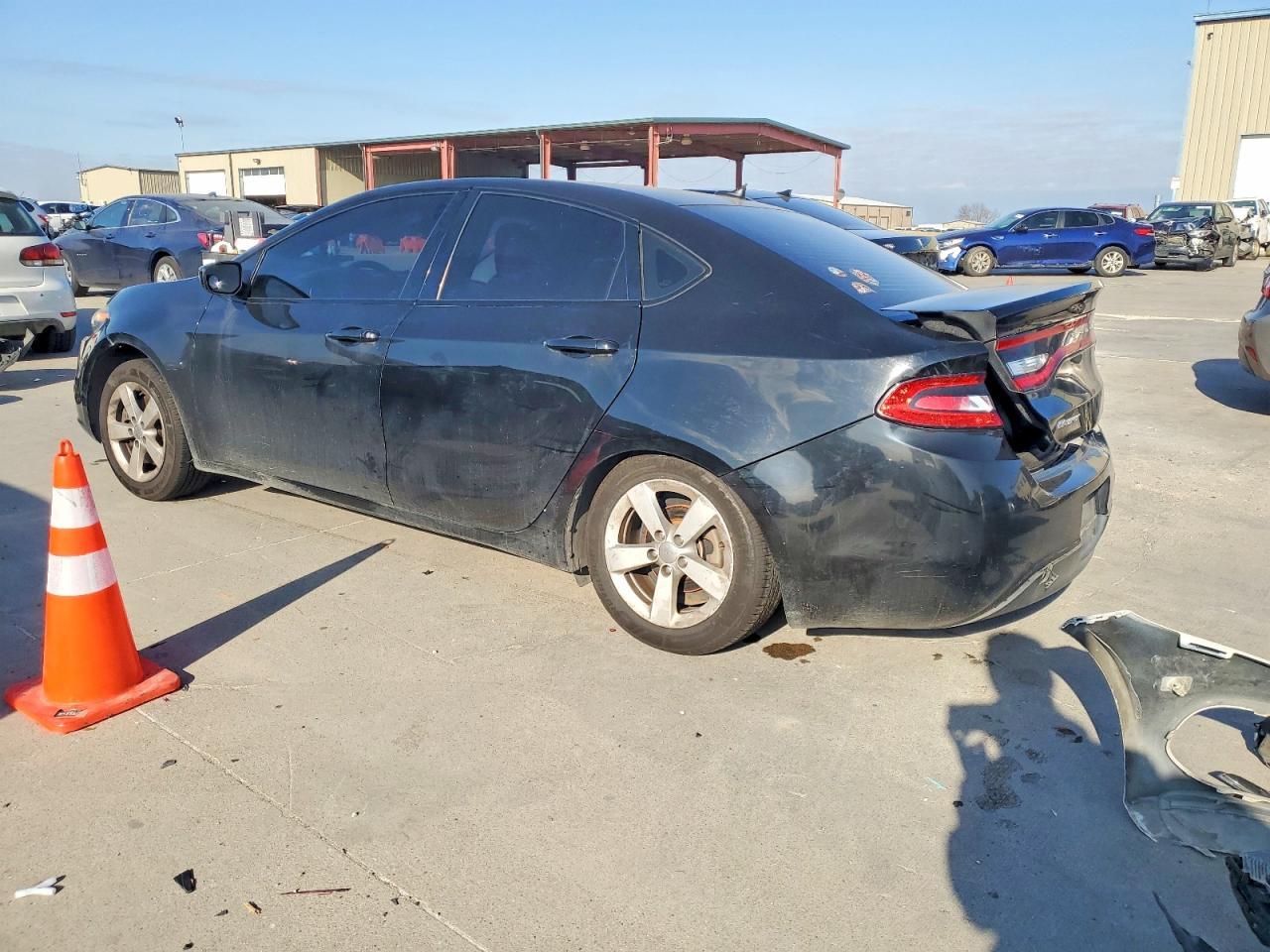 2016 Dodge Dart Sxt - zdjęcie 2