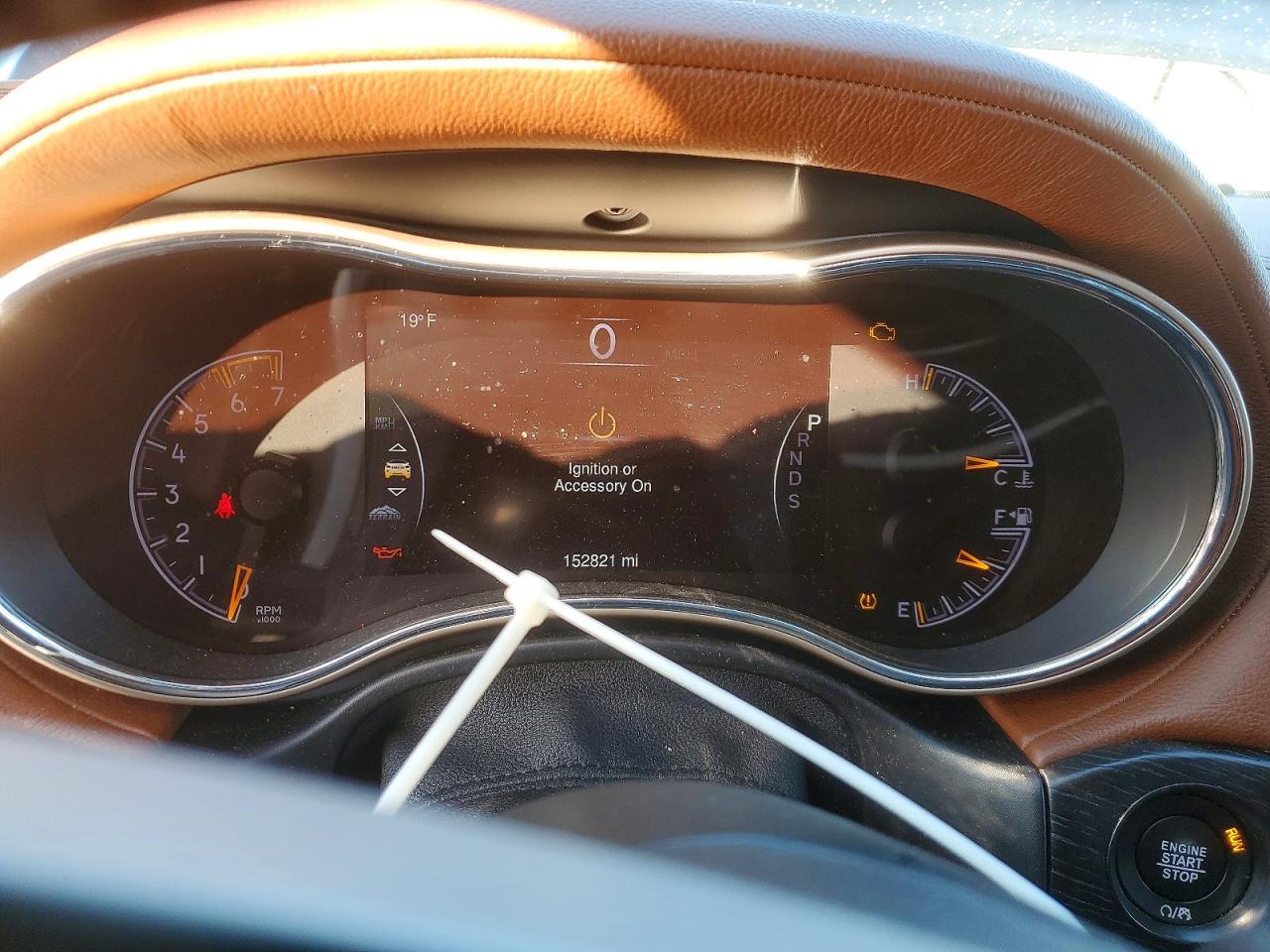 2015 Jeep Grand Cherokee Summit - zdjęcie 9