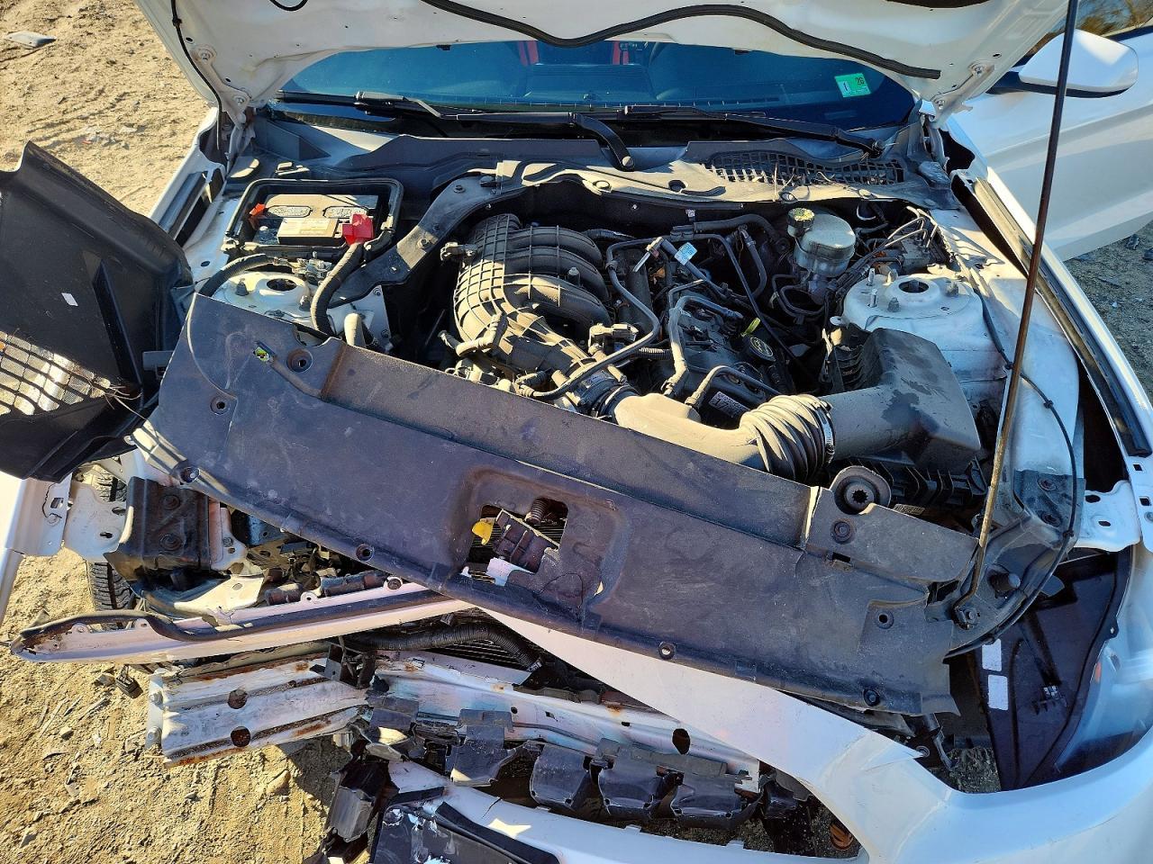 2017 Ford Mustang - zdjęcie 11