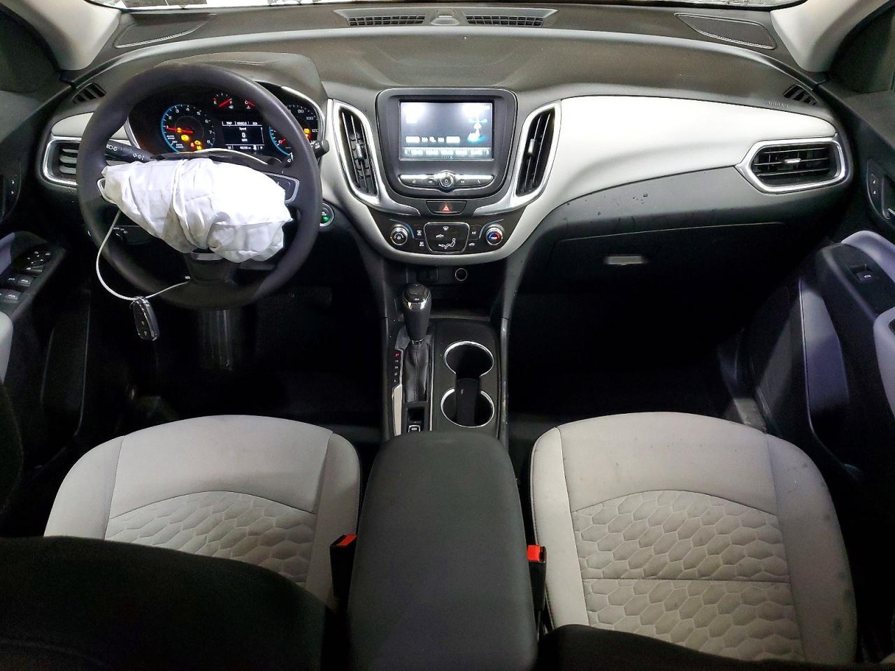 2018 Chevrolet Equinox Ls - zdjęcie 8