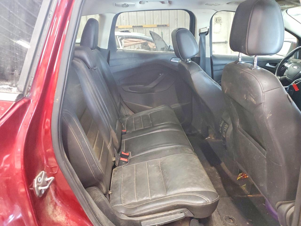 2014 Ford Escape Titanium - zdjęcie 11