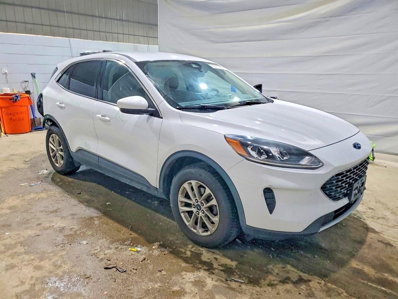2020 Ford Escape Se - zdjęcie 4