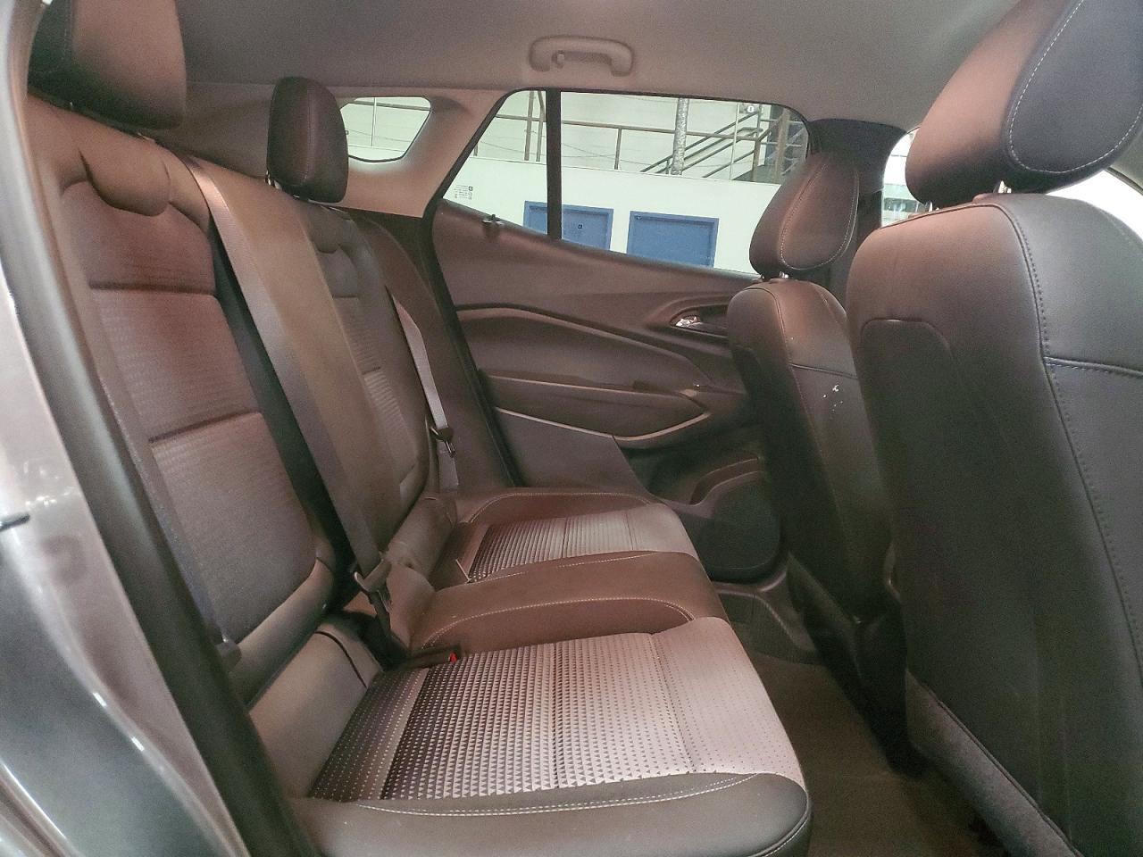 2025 Chevrolet Trax 1Lt - zdjęcie 11