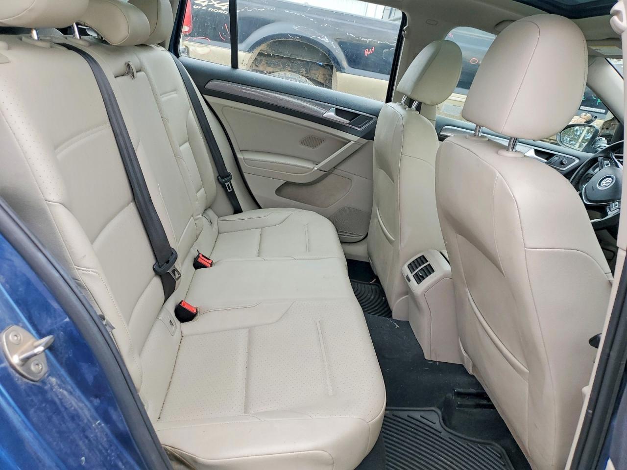 2018 Volkswagen Golf Alltrack S - zdjęcie 10