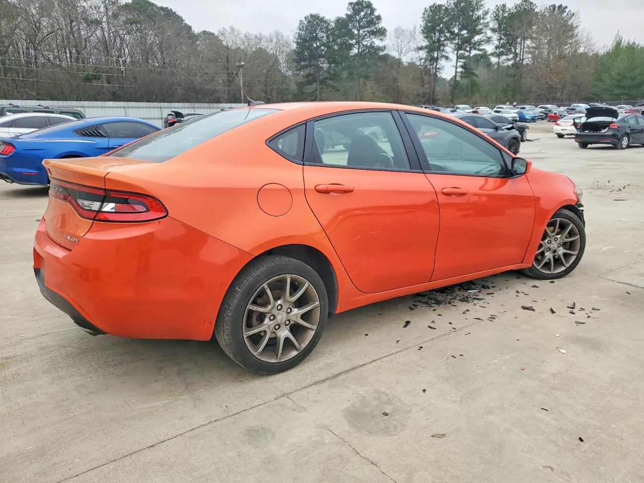 2015 Dodge Dart Sxt - zdjęcie 3