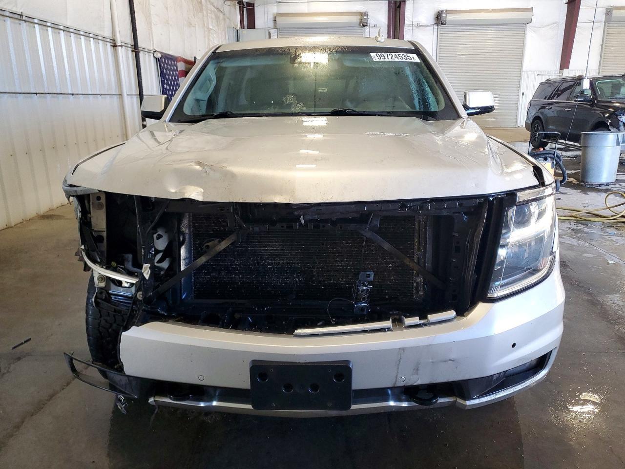 2016 Chevrolet Suburban K1500 Lt - zdjęcie 5