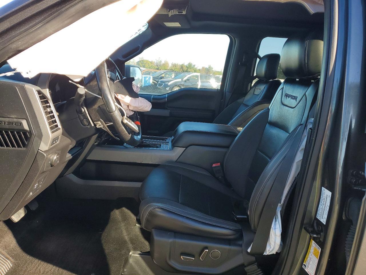 2019 Ford F150 Raptor - zdjęcie 7