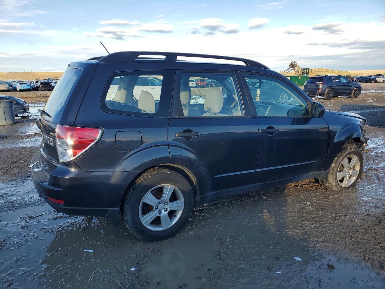 2013 Subaru Forester 2.5X - zdjęcie 3