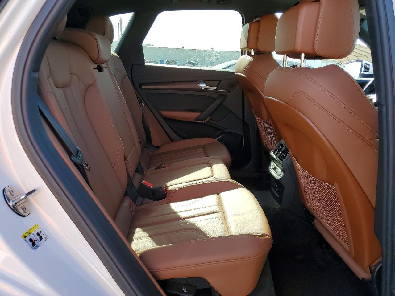 2025 Audi Q5 E Premium 55 - zdjęcie 11