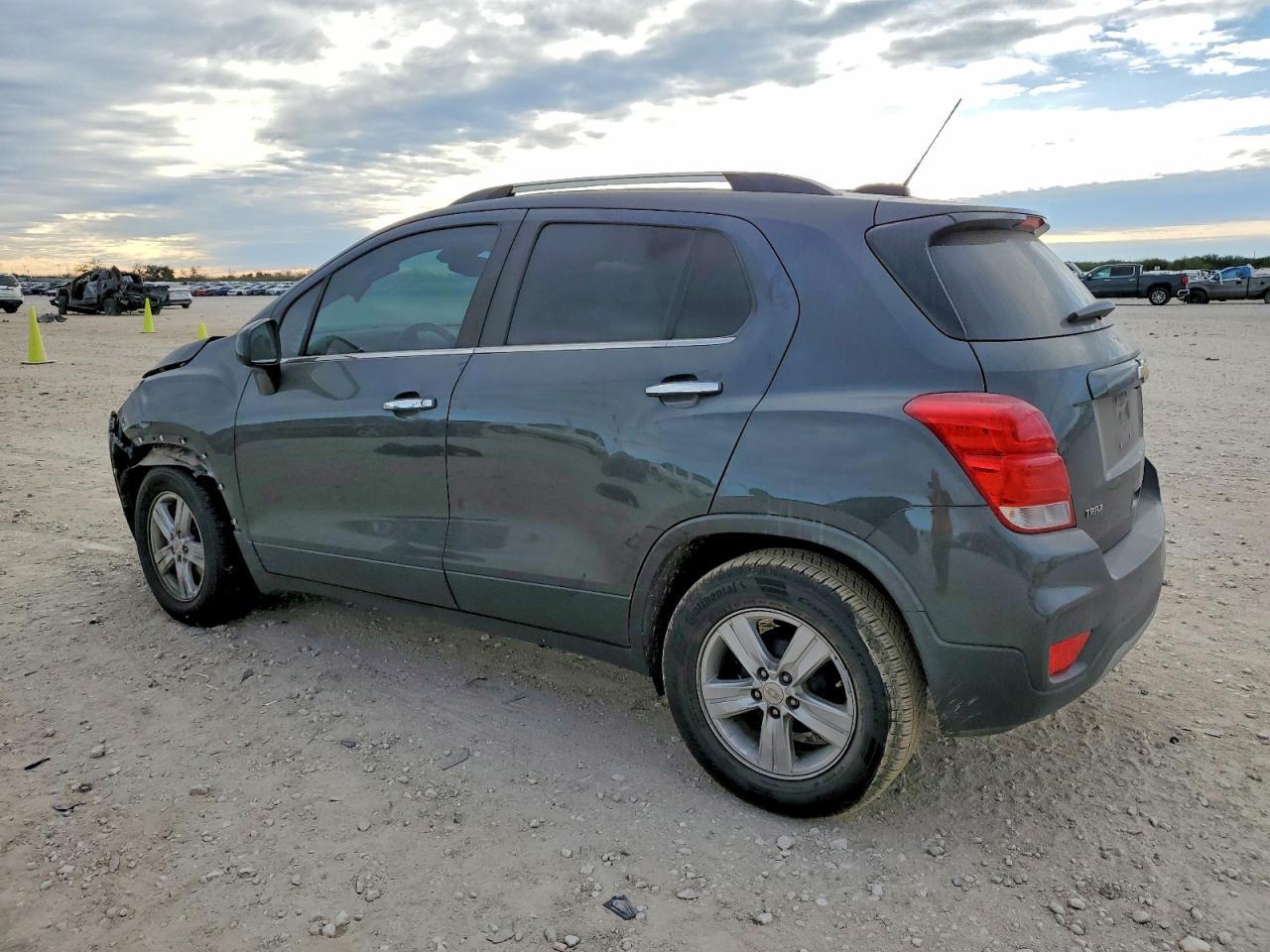 2019 Chevrolet Trax 1Lt - zdjęcie 2