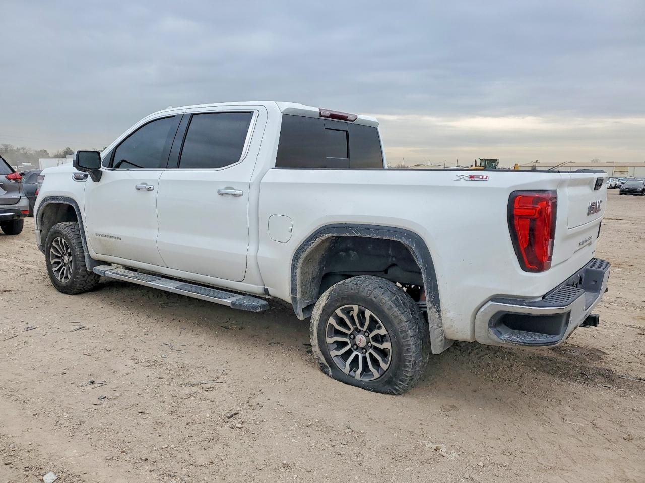 2024 GMC Sierra K1500 Slt - zdjęcie 2