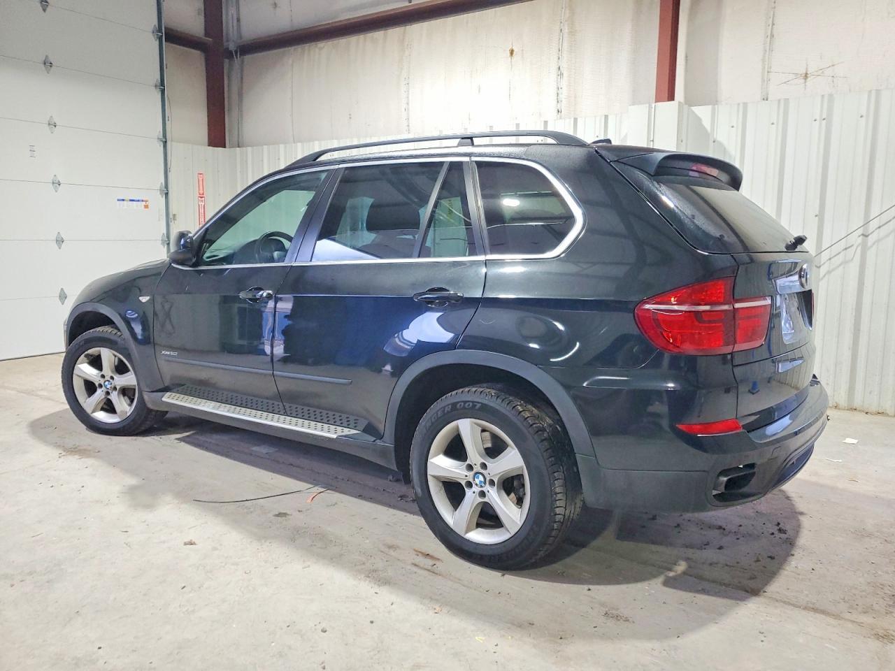 2013 BMW X5 xDrive50I - zdjęcie 2