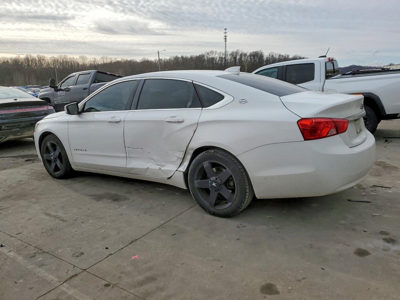 2015 Chevrolet Impala Lt - zdjęcie 2