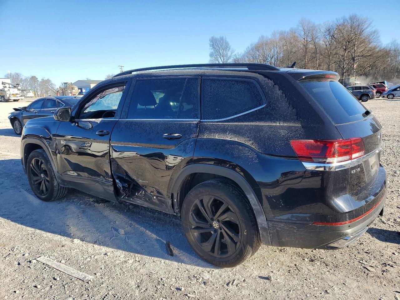 2022 Volkswagen Atlas Se - zdjęcie 2