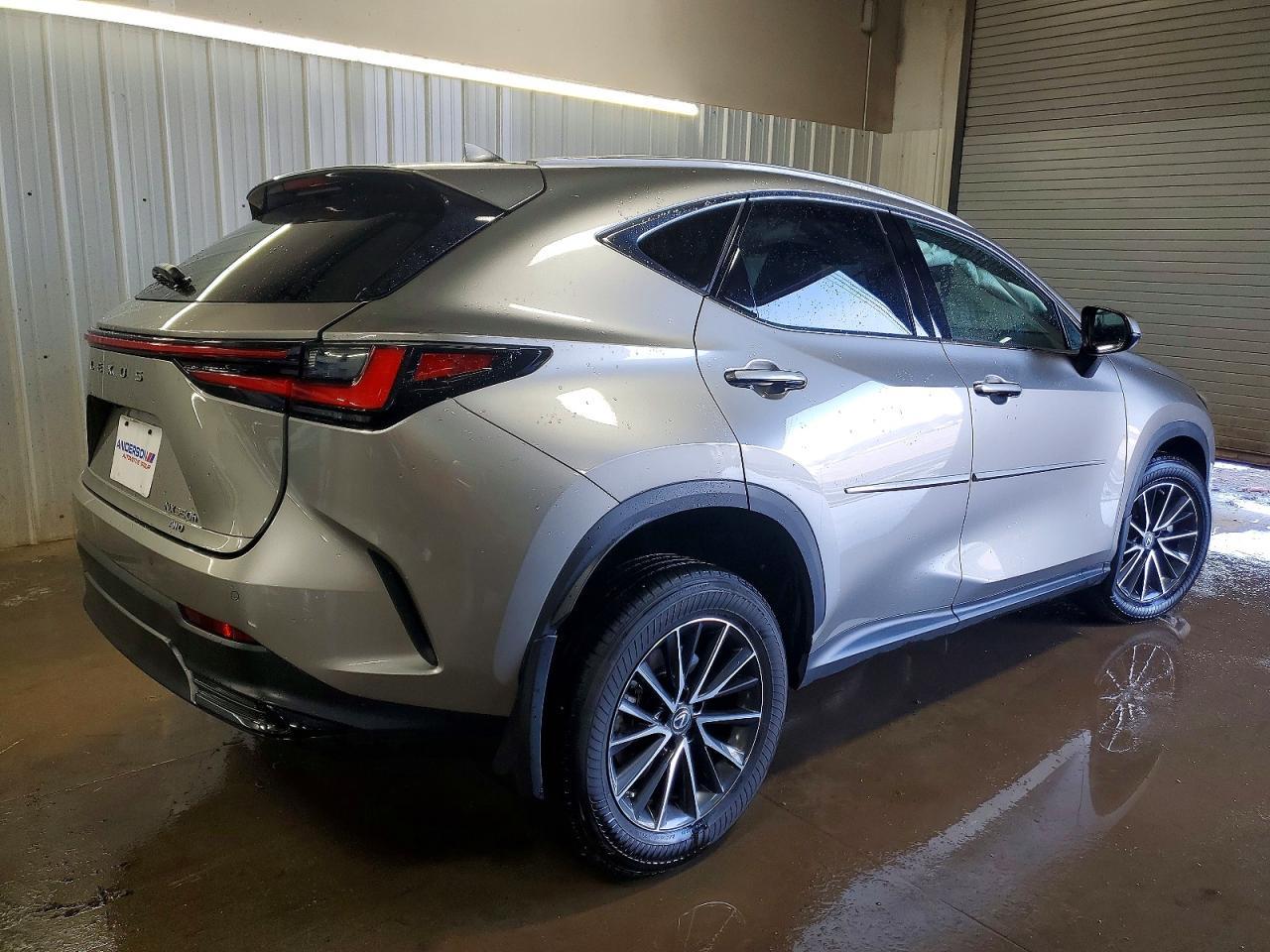 2022 Lexus Nx 350H - zdjęcie 3