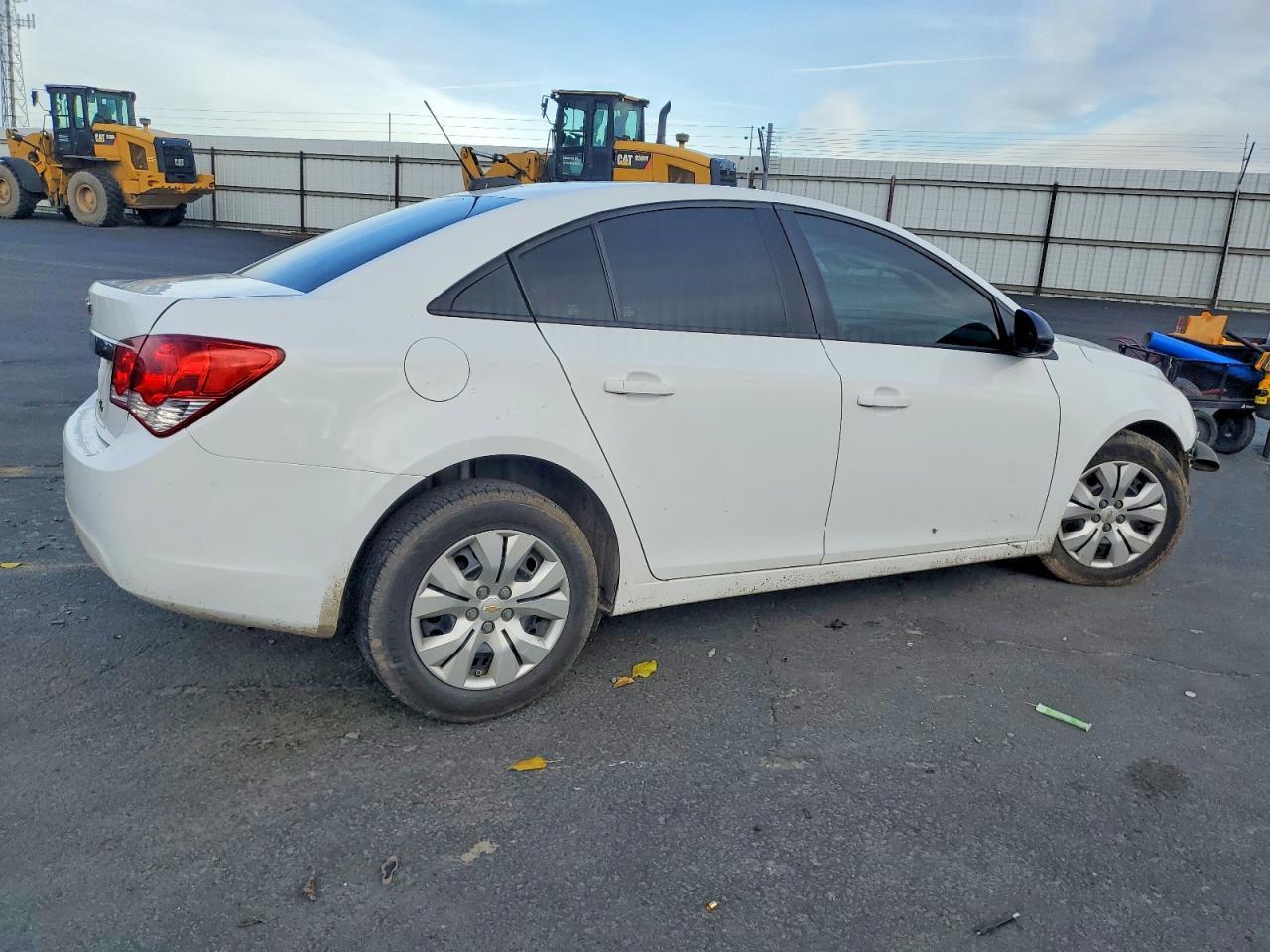 2015 Chevrolet Cruze Ls - zdjęcie 3